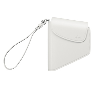 Front view of a closed Duo Carry Case Glacier White.