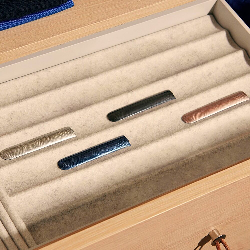 Ploom AURA Front Panel - Lunar Silver Augmented Pattern